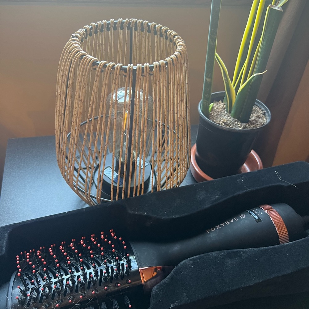 FoxyBae Hair Styling Tool
